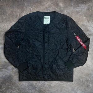 Alpha Industires | Quilted Black Liner Jacket | Mens Size Large